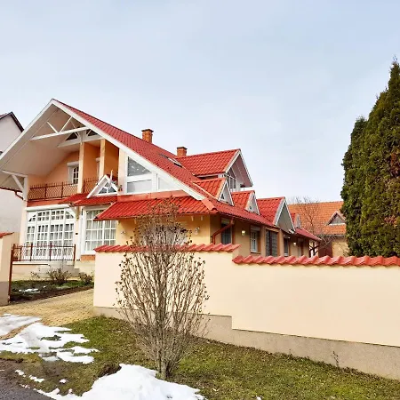Matra Wellness Vendeghaz * Paradsasvar
