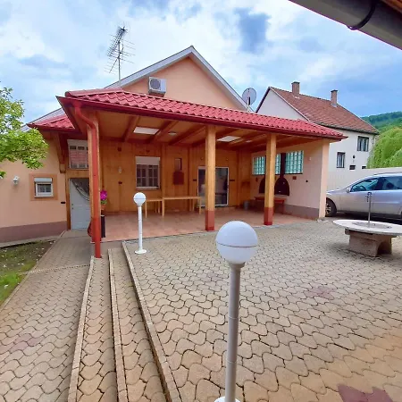 Guest house Matra Wellness Vendeghaz