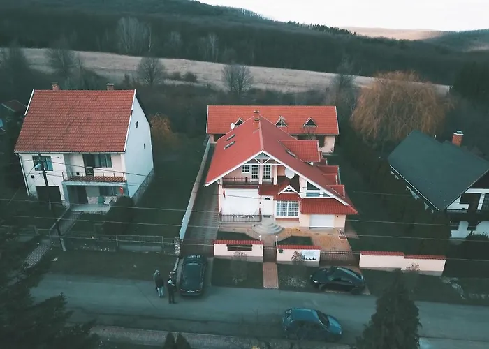 Matra Wellness Vendeghaz Pensjonat Parádsasvár