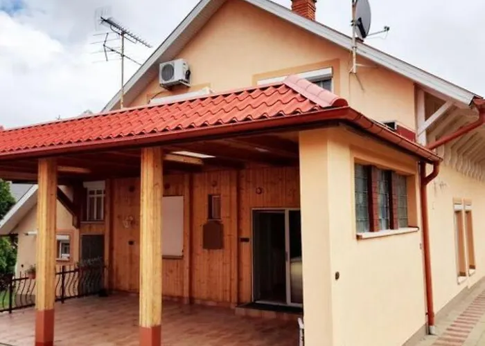 Matra Wellness Vendeghaz Pensjonat Parádsasvár